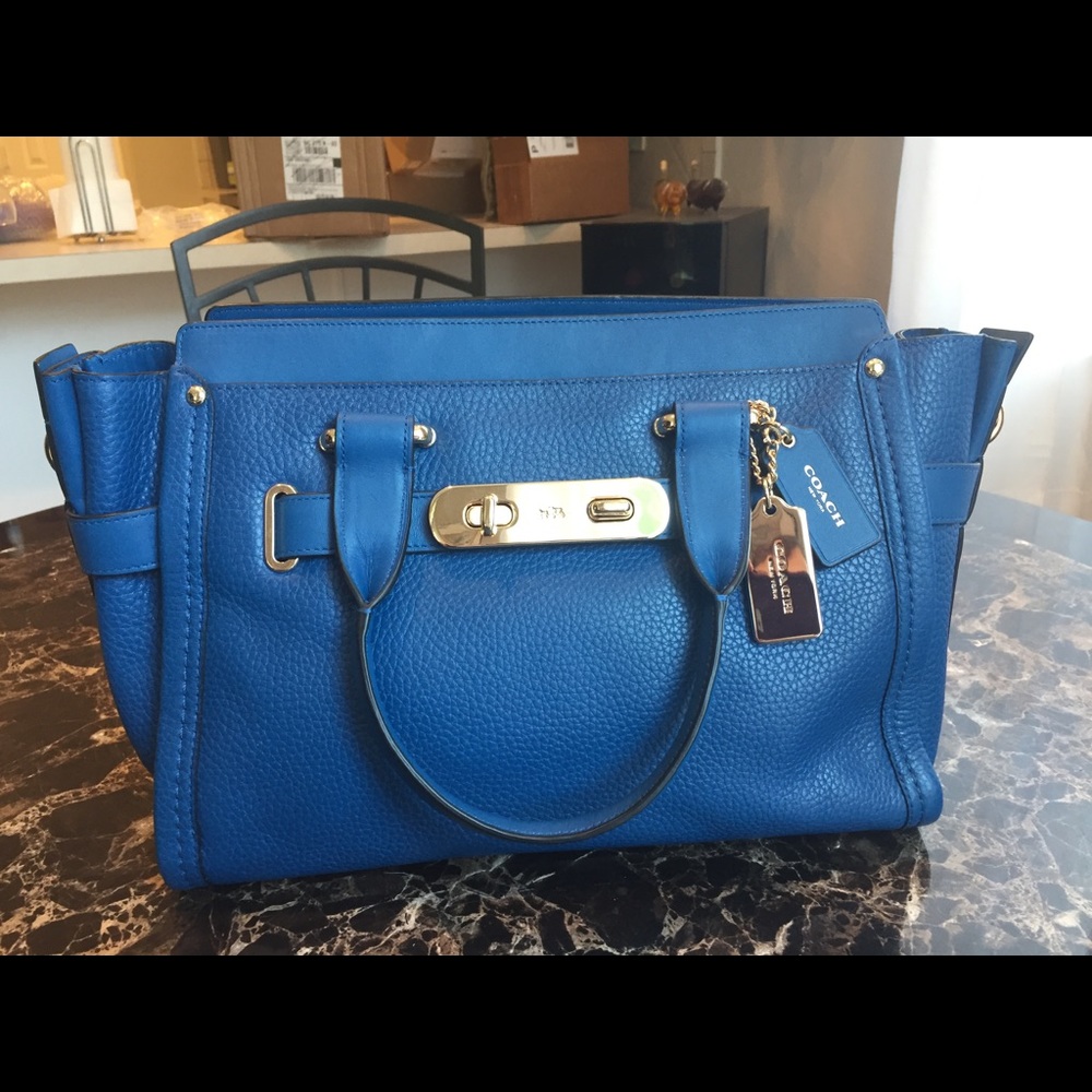 Coach swagger purse